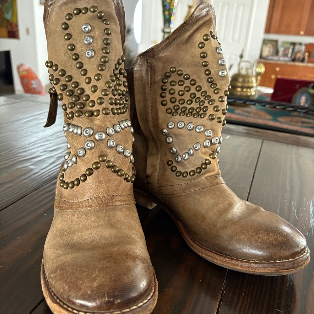 Studded A.S.89. Italian Tan Leather Boots